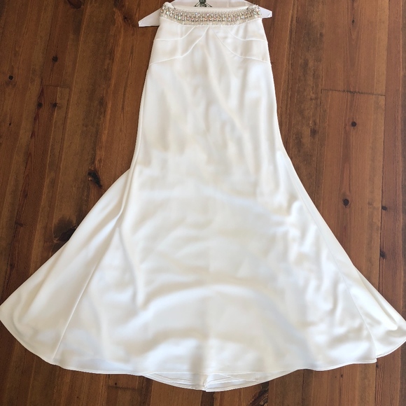 Tony Bowls Gown | Evening, Prom, Formal | Size 0 - Picture 3 of 8